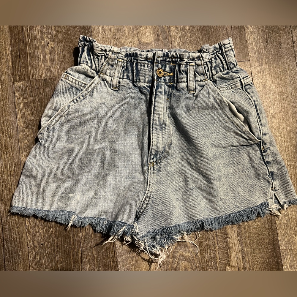Zara high waisted paperbag jean shorts